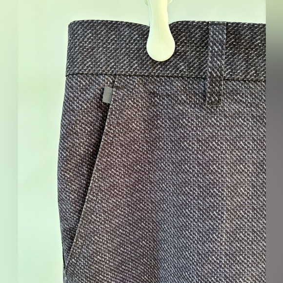 J. Lindeberg men’s shorts - Picture 9 of 9